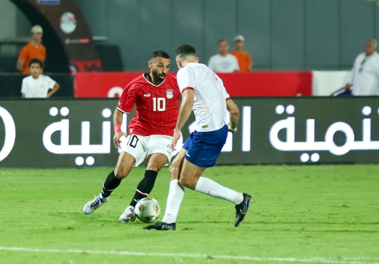 محمد صلاح في مباراة منتخب مصر والرأس الأخضر 